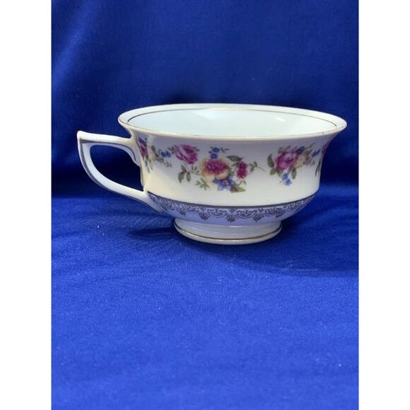 Pair of Gold Castle Teacups Rose and Blue Flower Pattern - Picture 5 of 10